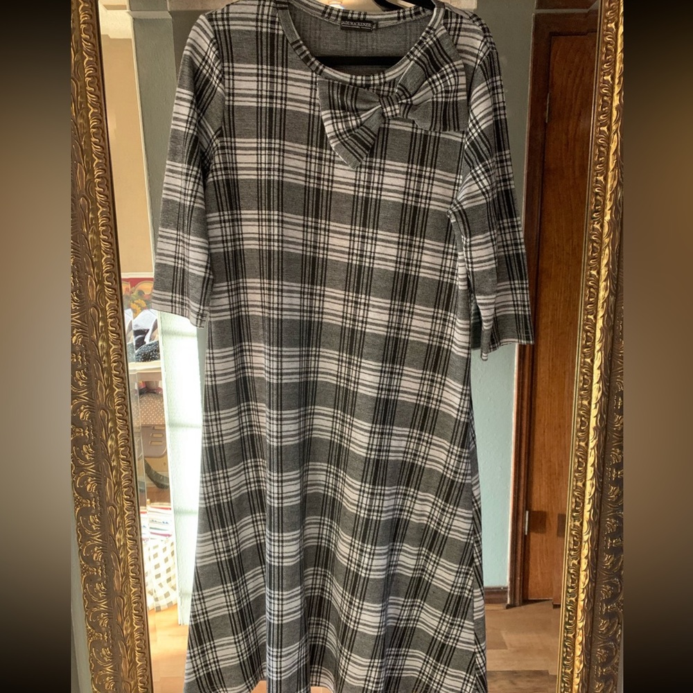 Jade McKenzie dress